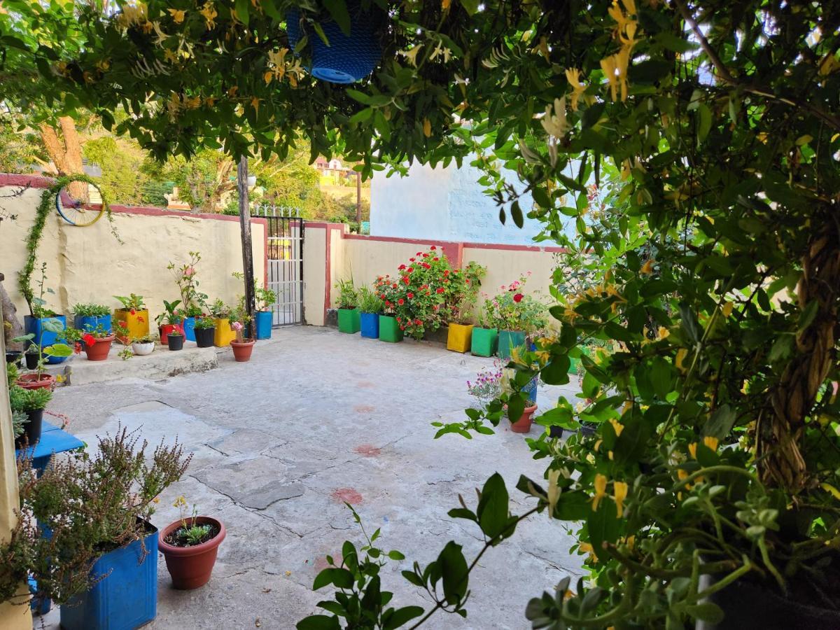 Katyuri Kings Village Homestay Dwarahat Eksteriør billede